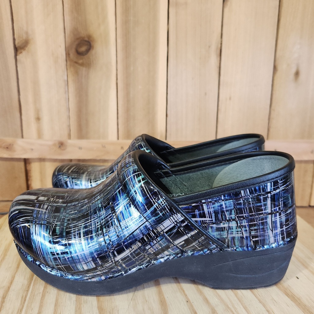 Dansko XP 2.0 Clog Shoes Womens 7.5 38 Black Patent Slip Resistant Comfort